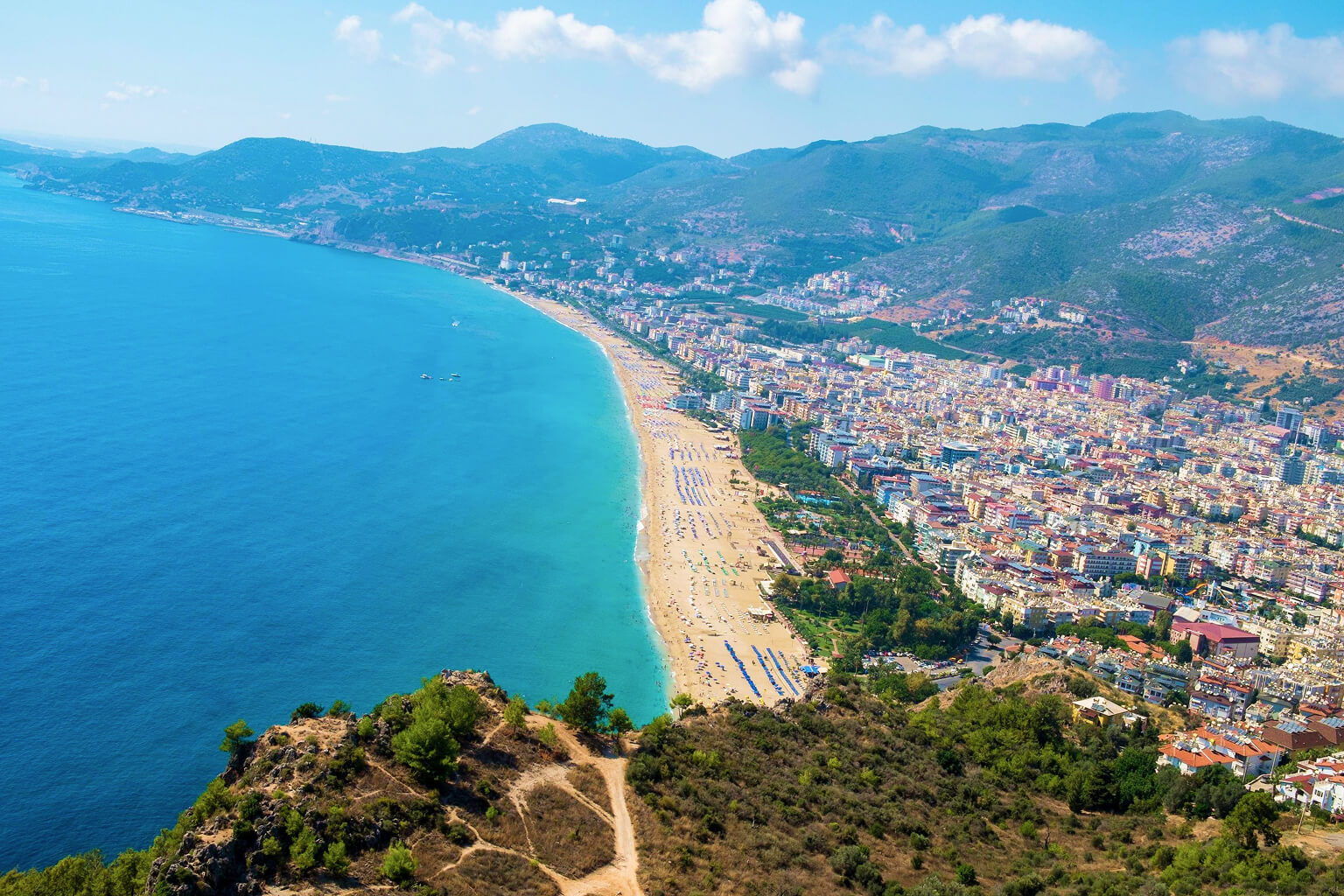 Paragliding above Cleopatra Beach